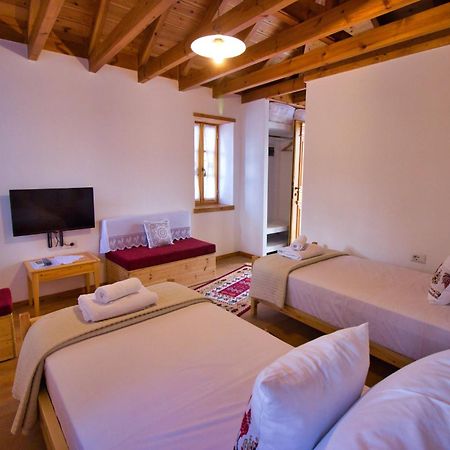 Gjirokastër Argyropolis Boutique Hotel מראה חיצוני תמונה